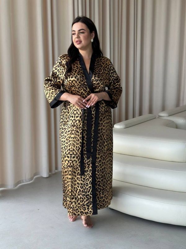 Шовковий жіночий леопардовий халат PLUS SIZE DO2968-5XL фото
