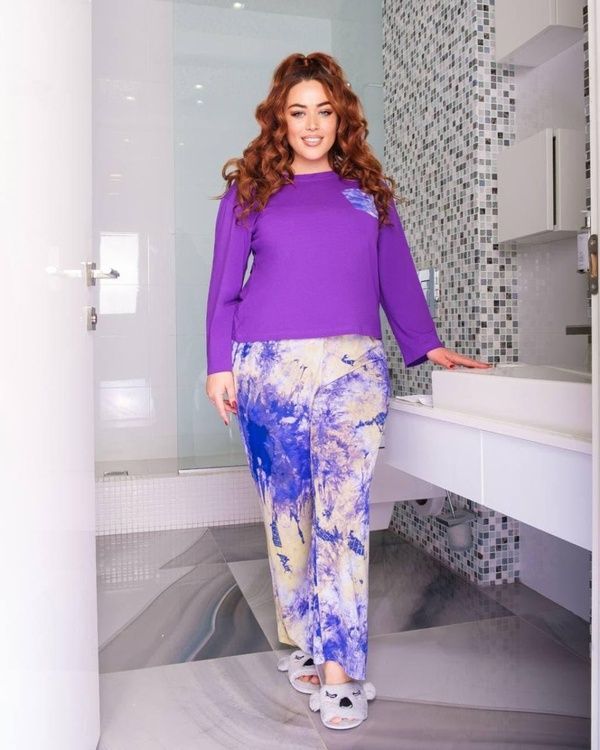 Фіолетова піжама з яскравим візерунком PLUS SIZE (DO2073) DO2073-4XL/5XL фото