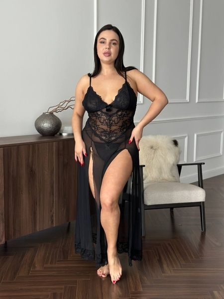 Розкішна чорна мереживна довга сорочка PLUS SIZE DO3794-4XL фото
